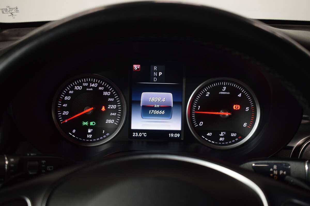 Купить Mercedes-Benz GLC 250 d, 2016, 170 600 км, фото №17