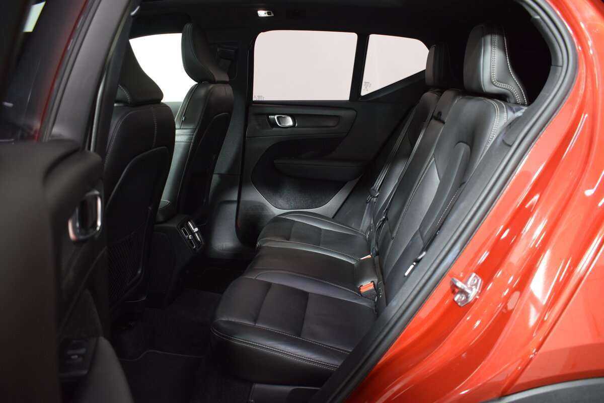 Купить Volvo XC40, 2019, 83 876 км, фото №12