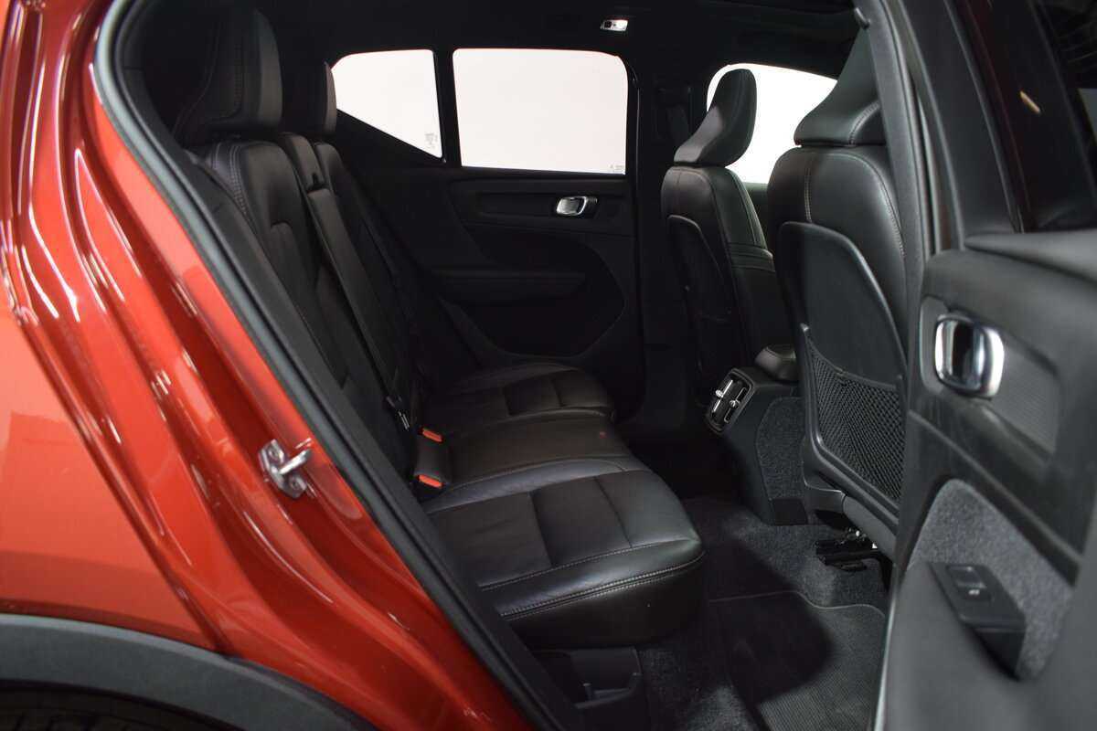 Купить Volvo XC40, 2019, 83 876 км, фото №15