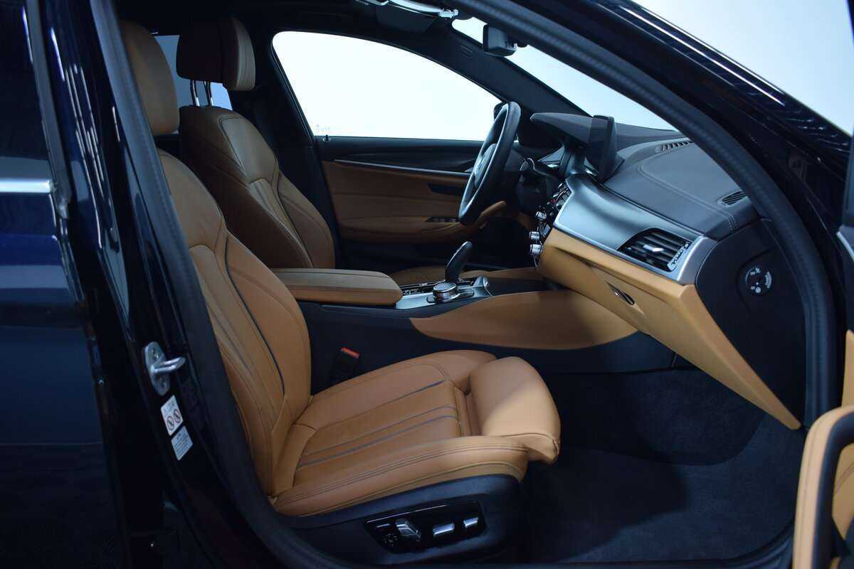 Купить BMW 5 серии 520i, 2023, 11 731 км, фото №20