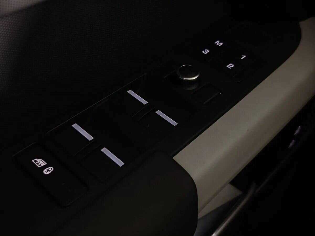 Купить Land Rover Defender 110, 2021, 66 500 км, фото №18