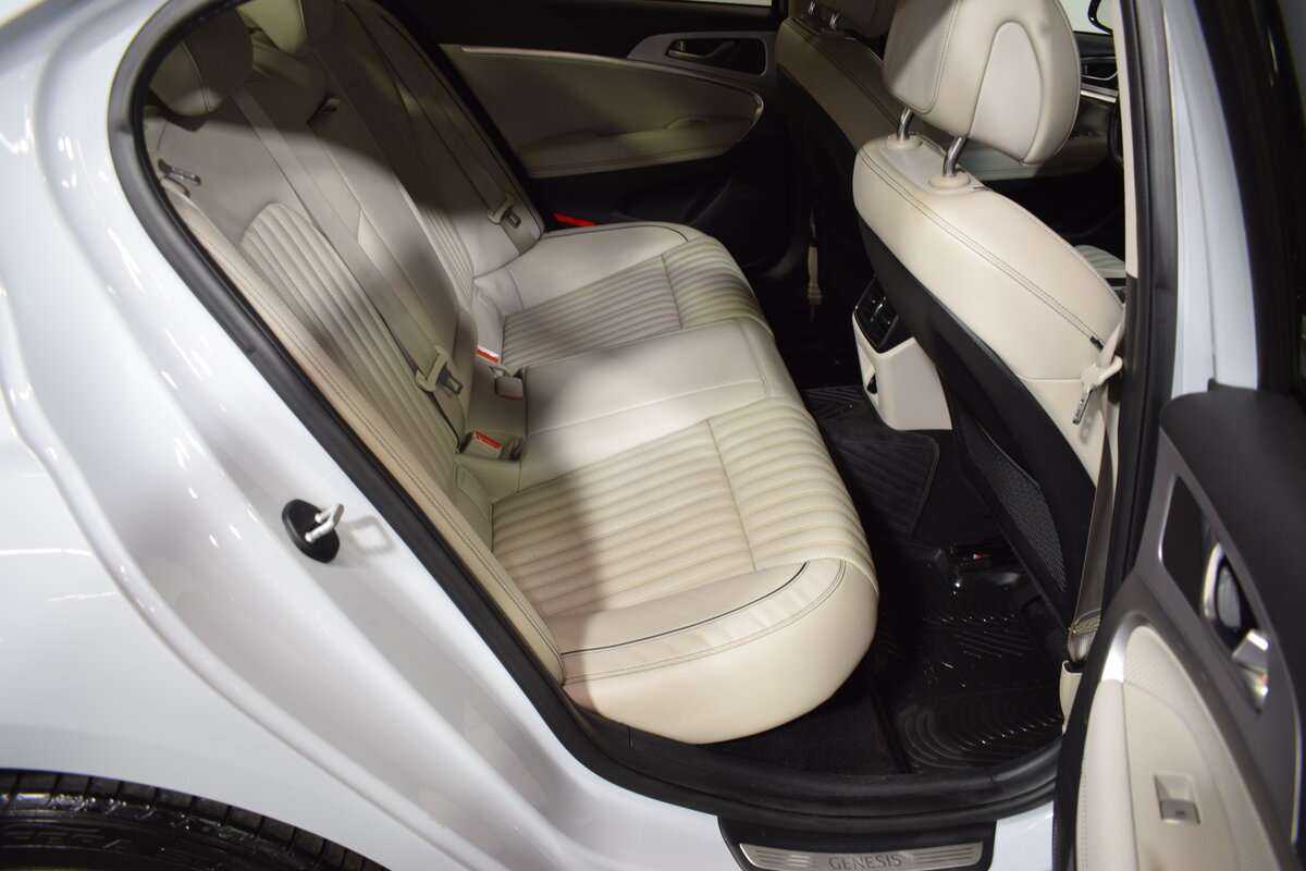 Купить Genesis G70, 2019, 63 400 км, фото №12