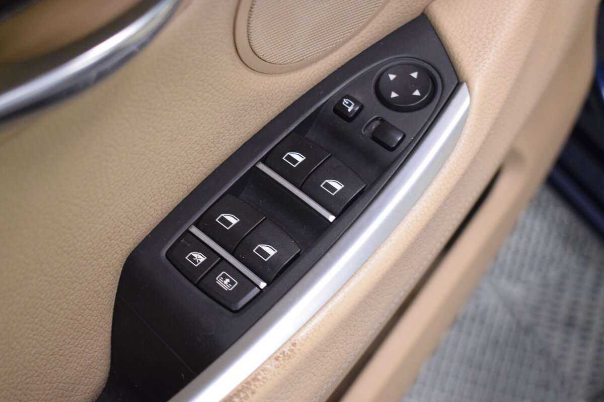 Купить BMW 5 серии Gran Turismo 535d xDrive, 2011, 245 100 км, фото №9