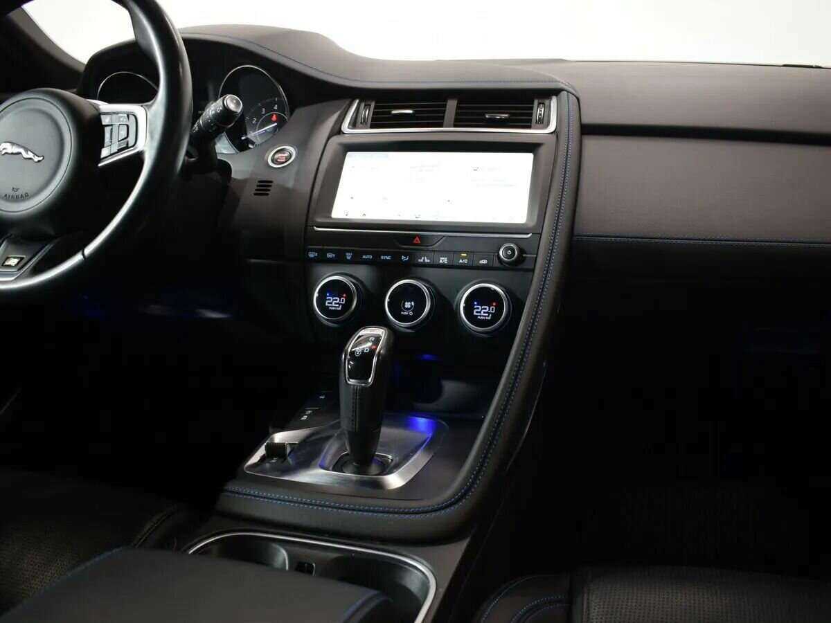 Купить Jaguar E-Pace, 2020, 52 947 км, фото №8