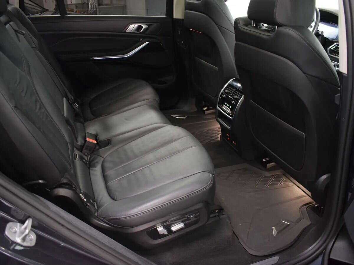 Купить BMW X7 30d, 2019, 76 331 км, фото №9