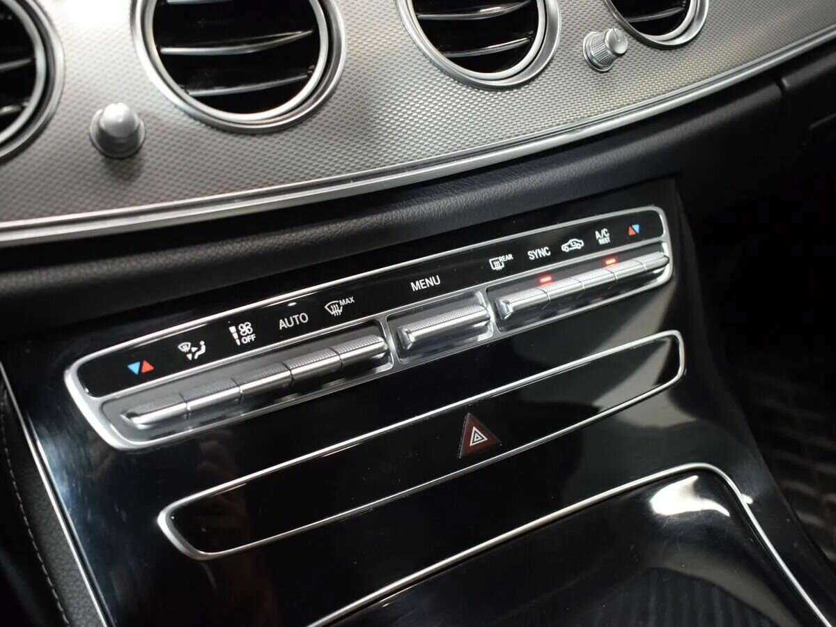 Купить Mercedes-Benz E-Класс 200, 2019, 125 198 км, фото №20