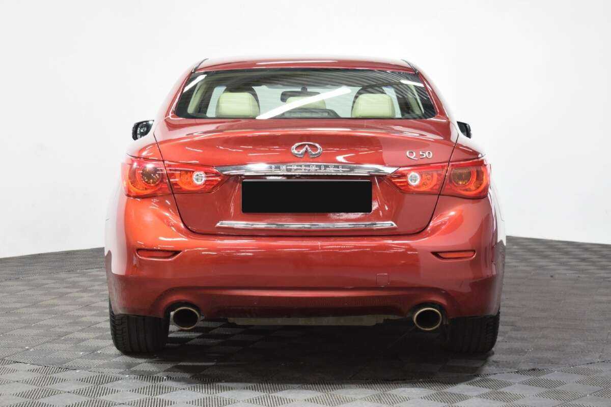 Купить Infiniti Q50, 2015, 263 000 км, фото №5