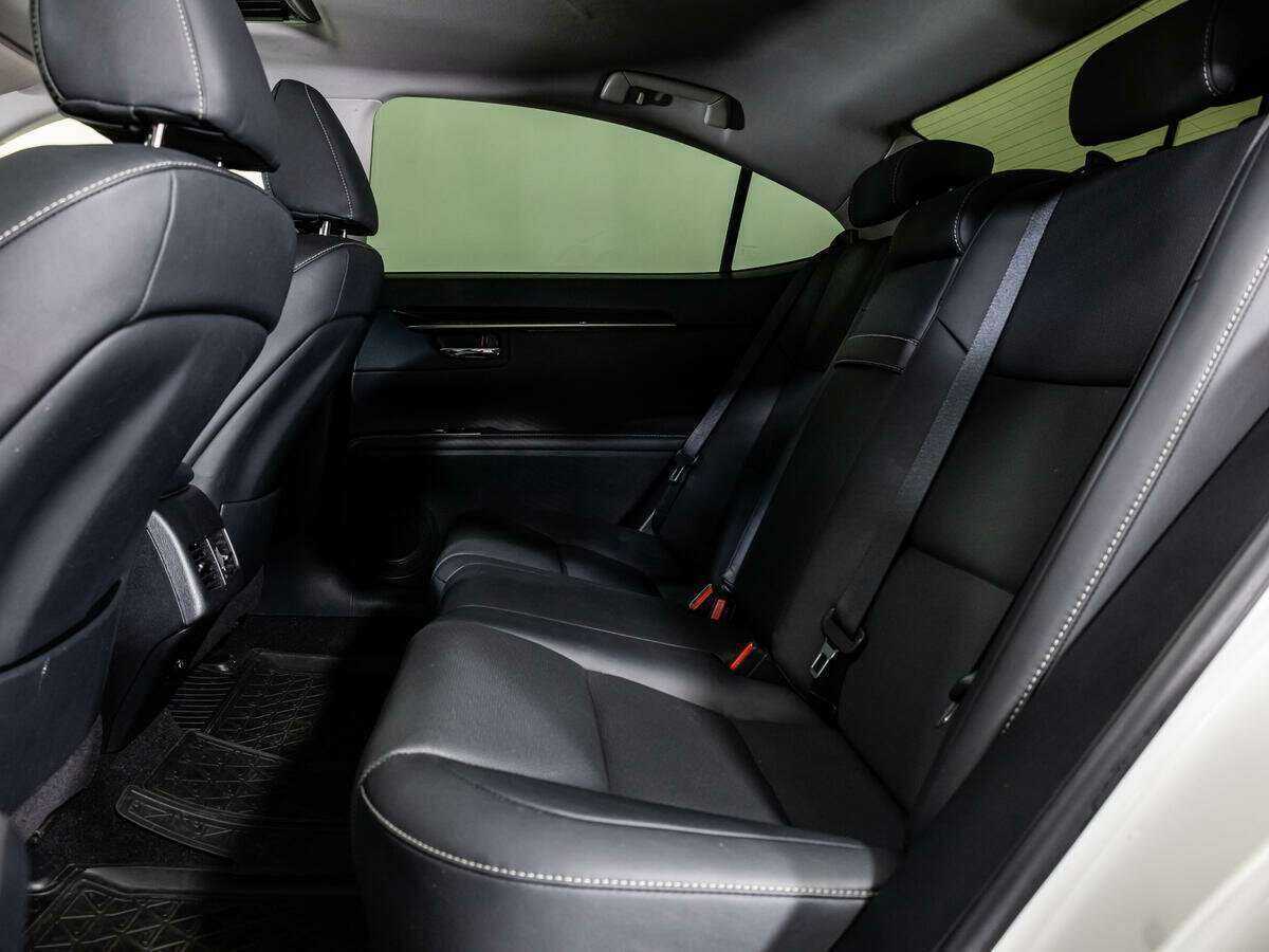 Купить Lexus ES 200, 2018, 79 188 км, фото №10
