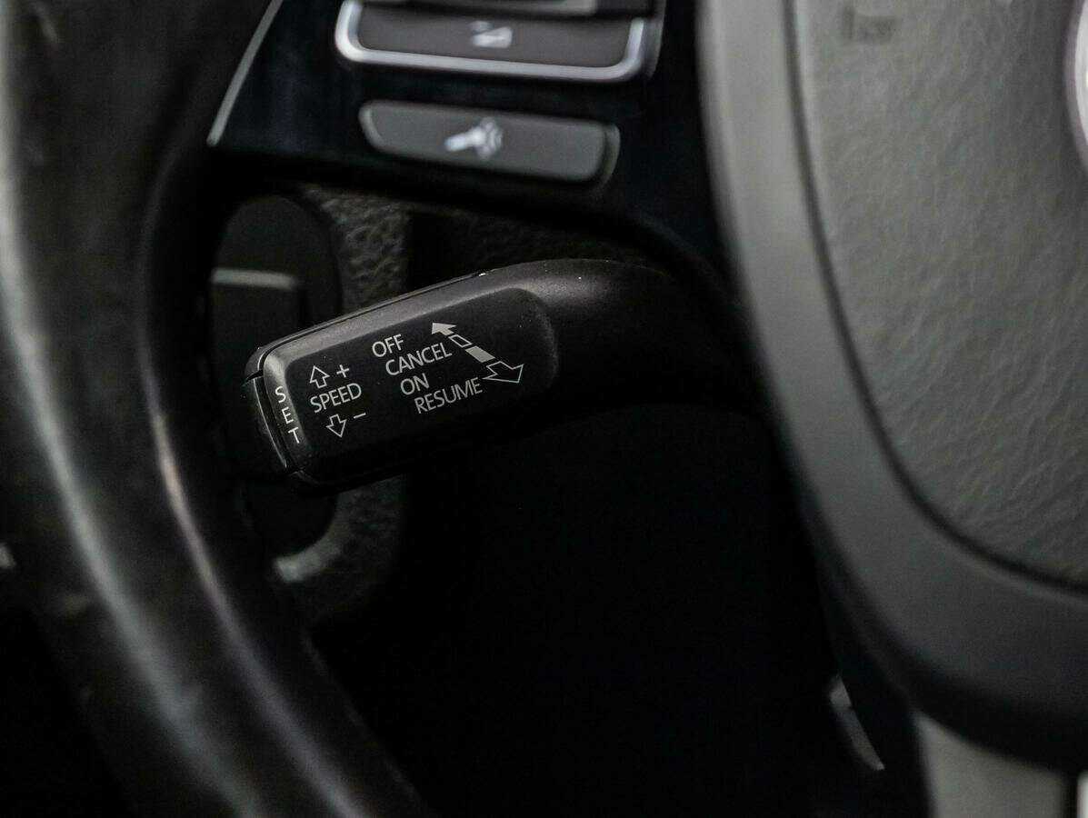 Купить Volkswagen Touareg, 2018, 125 351 км, фото №19