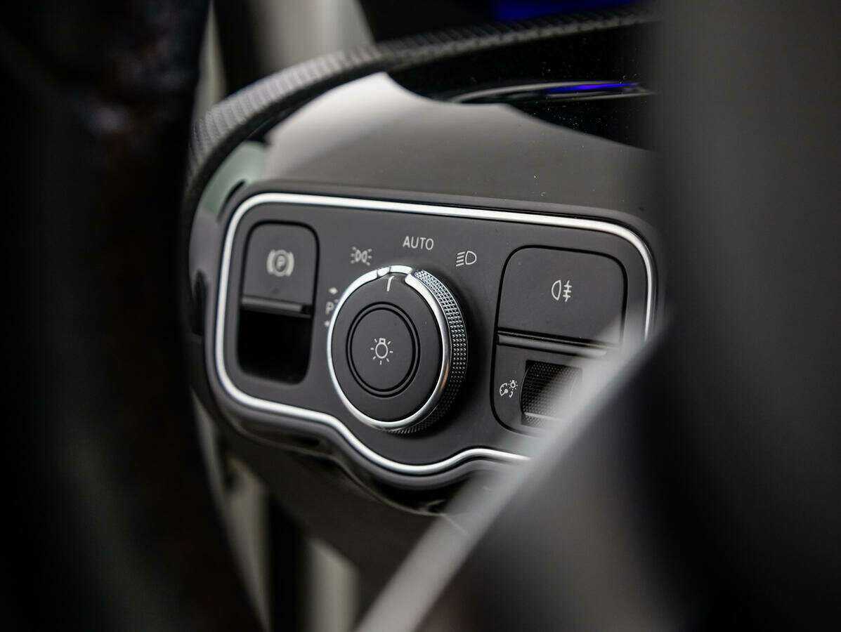 Купить Mercedes-Benz CLA 200, 2019, 102 489 км, фото №18