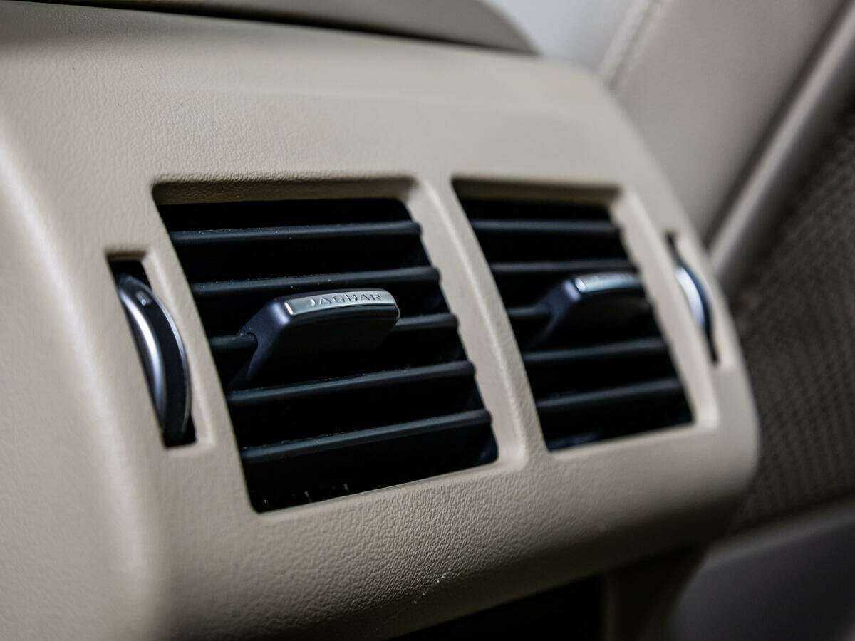 Купить Jaguar XF, 2016, 33 850 км, фото №17