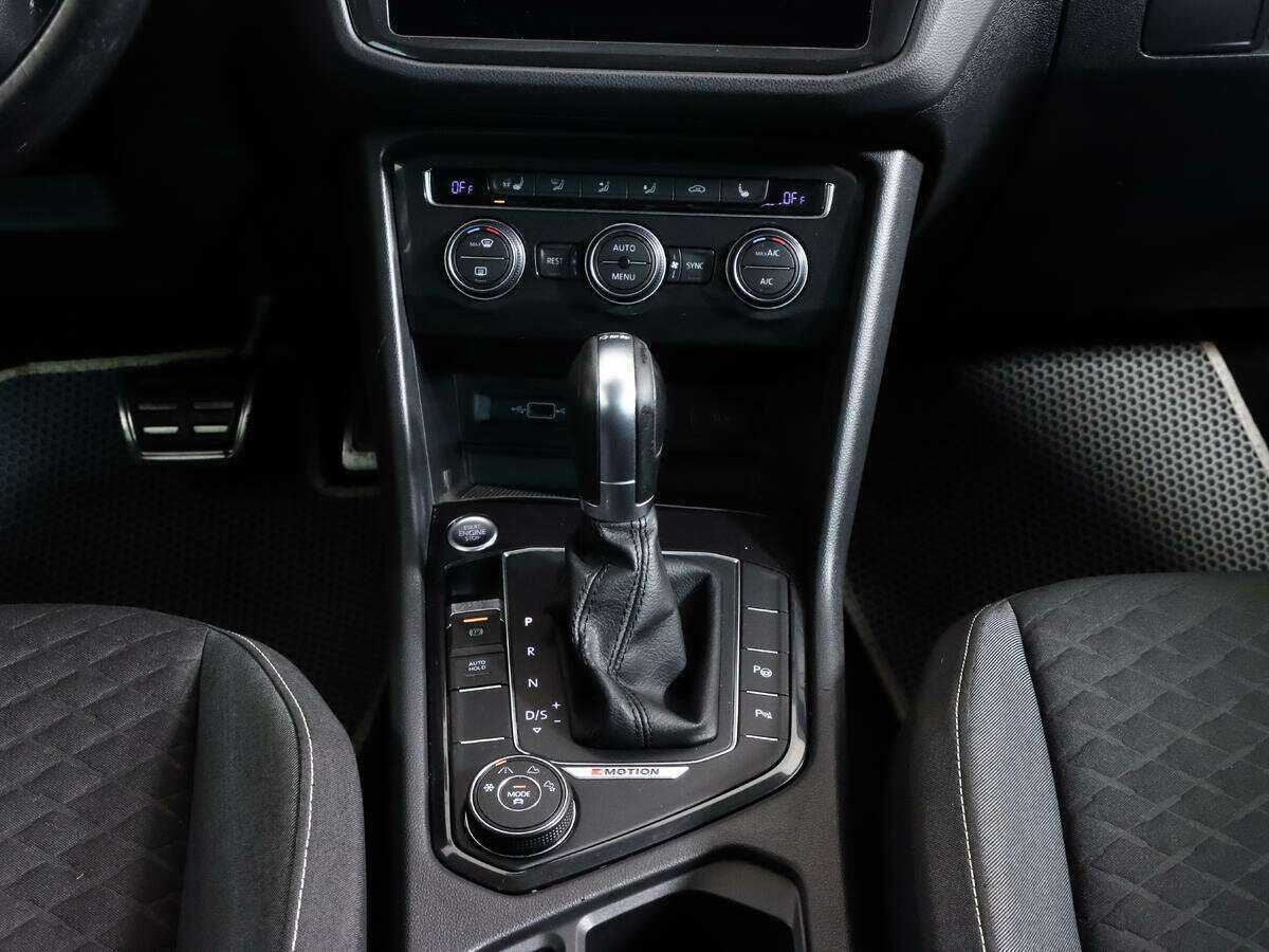 Купить Volkswagen Tiguan, 2018, 144 000 км, фото №13