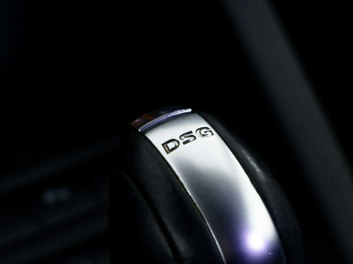 Купить Volkswagen Jetta, 2011, 310 569 км, фото №14