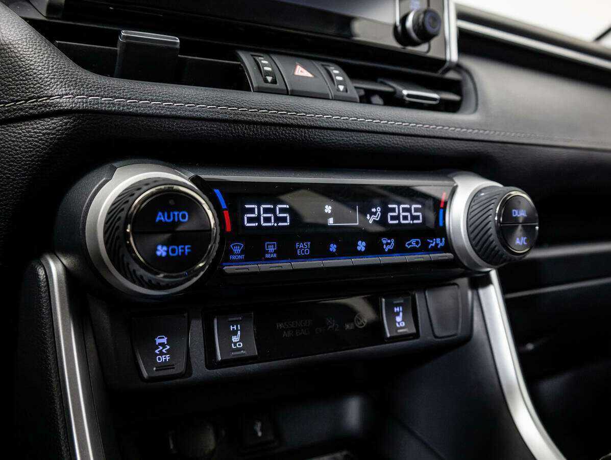 Купить Toyota RAV4, 2022, 67 561 км, фото №13