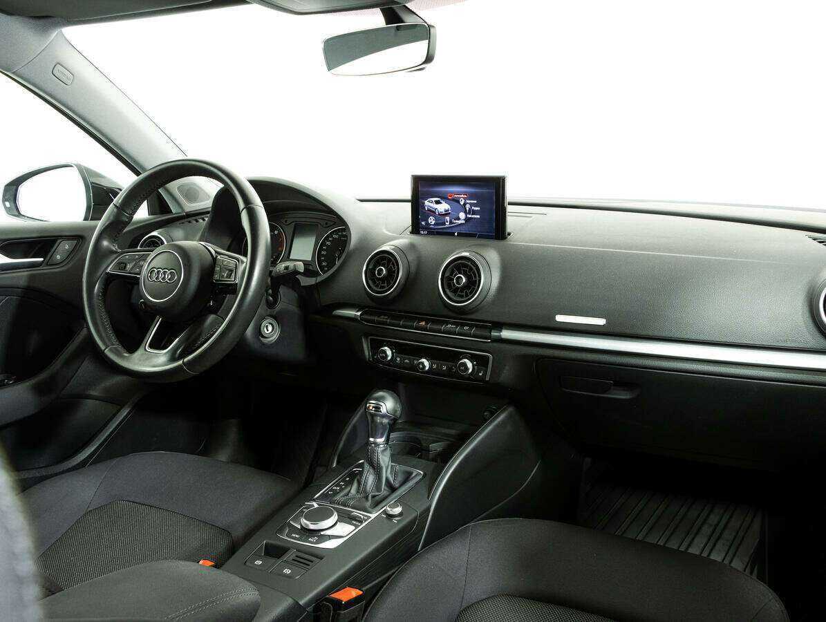 Купить Audi A3, 2018, 57 300 км, фото №9