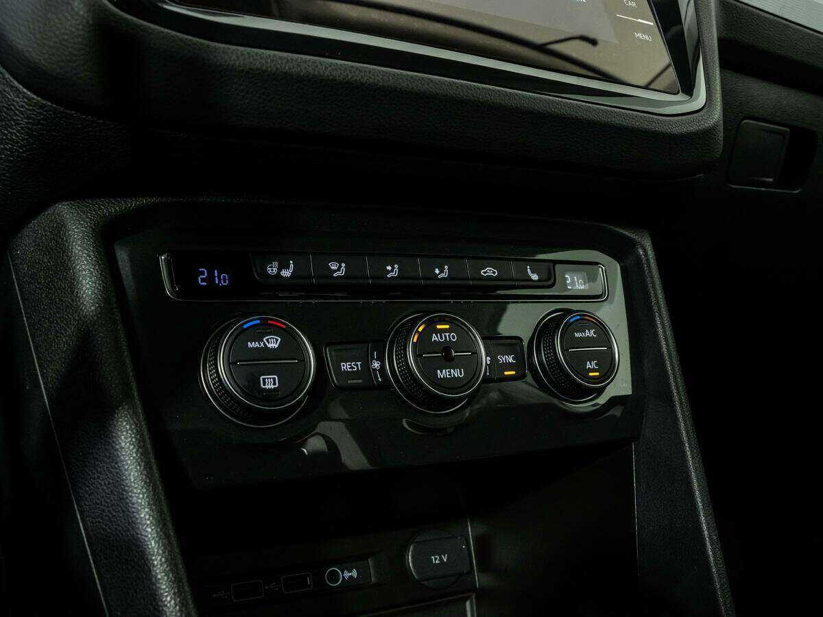 Купить Volkswagen Tiguan, 2020, 88 056 км, фото №14