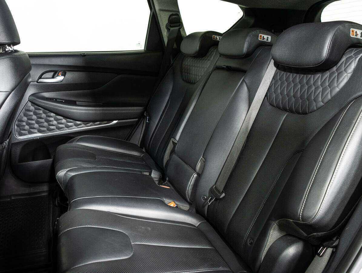 Купить Hyundai Santa Fe, 2019, 135 980 км, фото №8