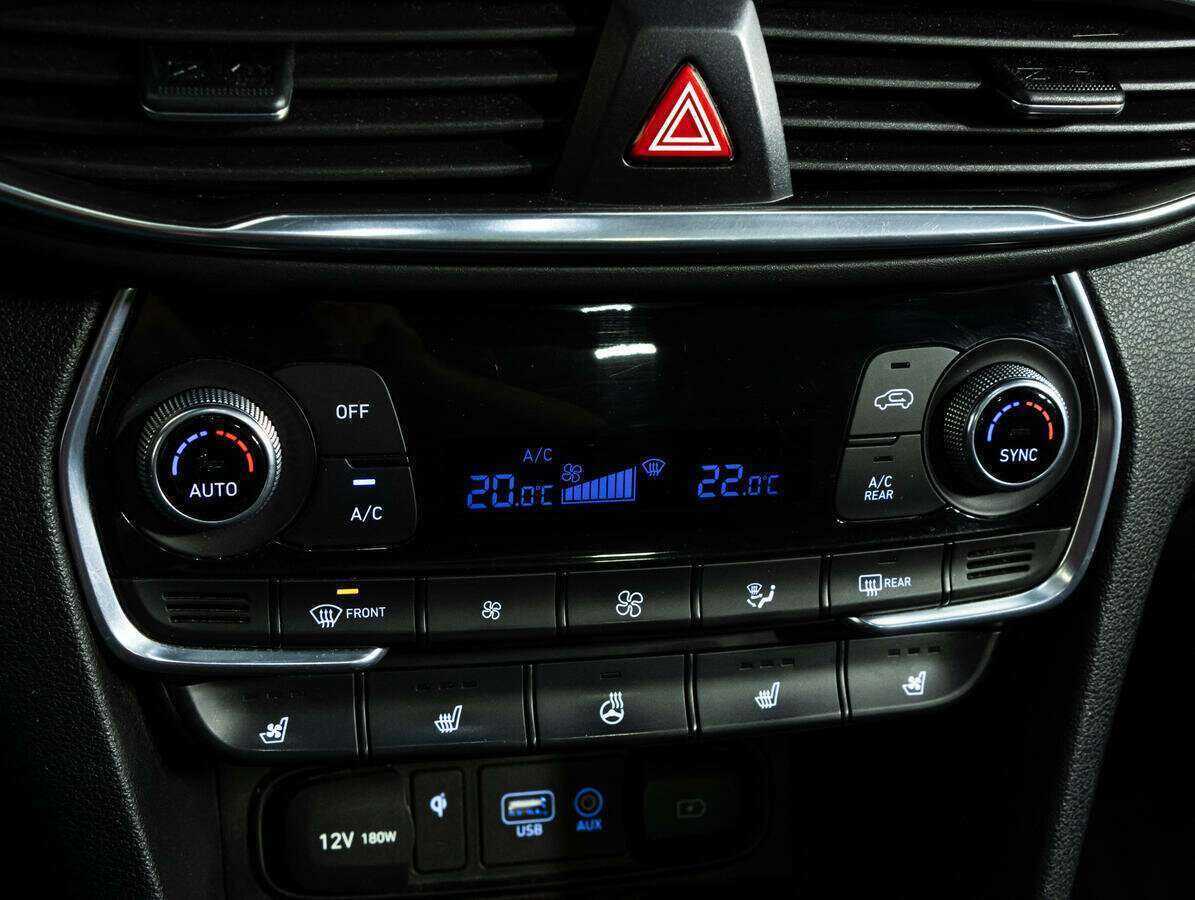 Купить Hyundai Santa Fe, 2019, 135 980 км, фото №18