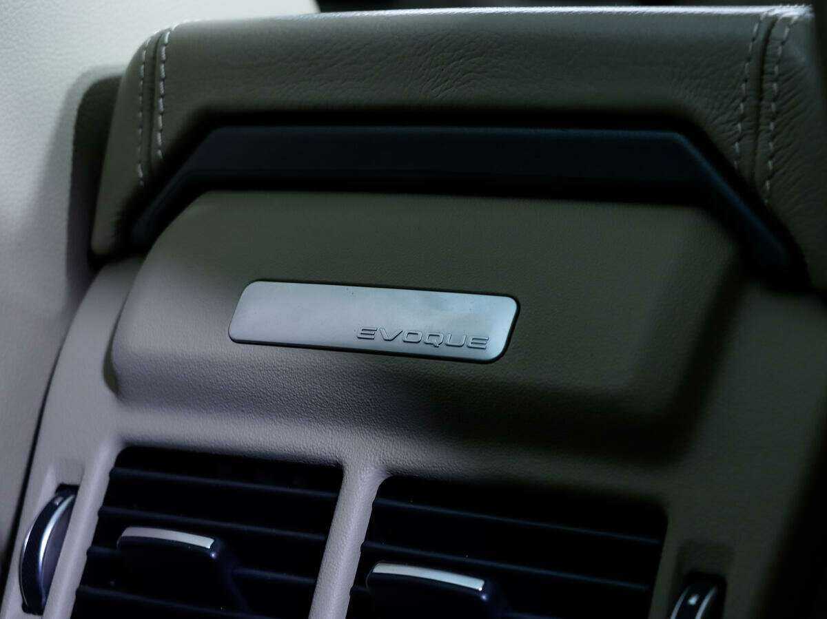 Купить Land Rover Range Rover Evoque, 2018, 56 301 км, фото №14