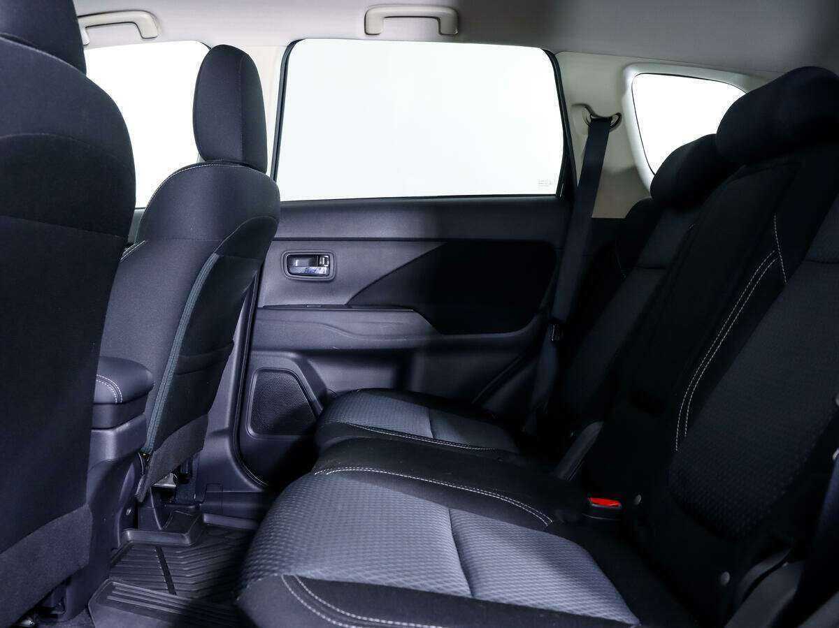 Купить Mitsubishi Outlander, 2021, 38 808 км, фото №11