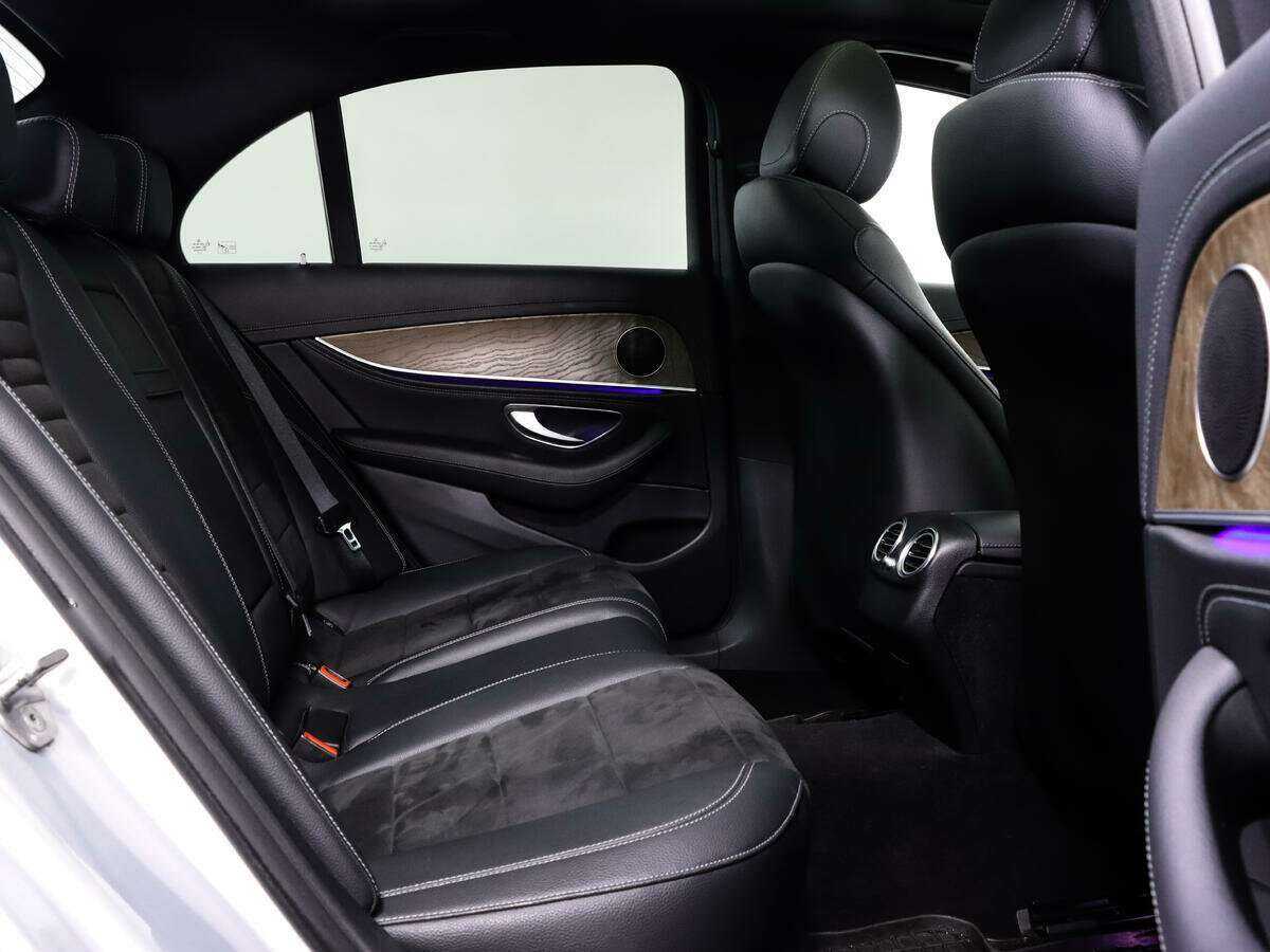 Купить Mercedes-Benz E-Класс 300, 2017, 101 130 км, фото №21
