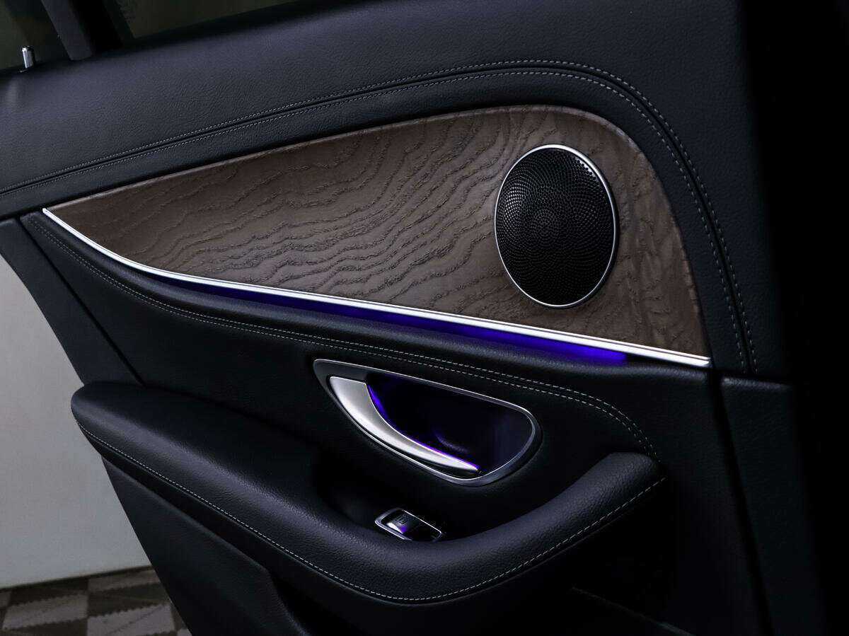 Купить Mercedes-Benz E-Класс 300, 2017, 101 130 км, фото №23
