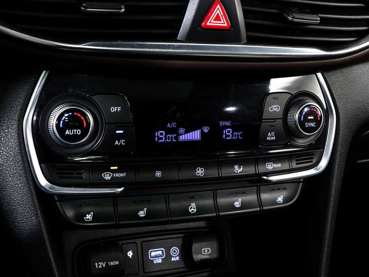 Купить Hyundai Santa Fe, 2018, 136 500 км, фото №14