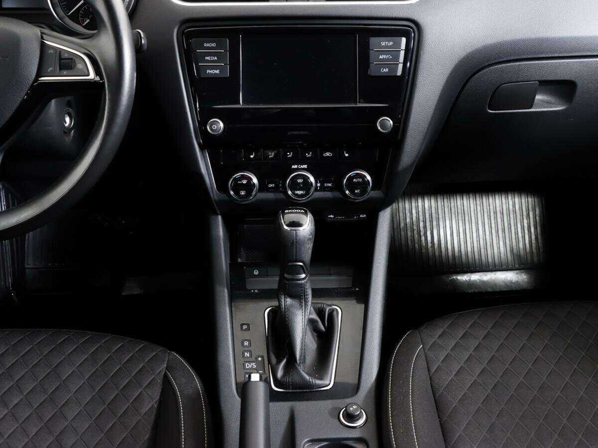 Купить Skoda Octavia, 2017, 85 765 км, фото №10