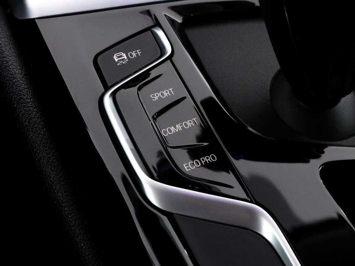 Купить BMW 5 серии 520d, 2020, 71 358 км, фото №12