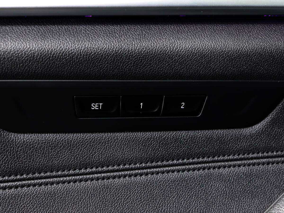 Купить BMW 5 серии 520d, 2020, 71 358 км, фото №13