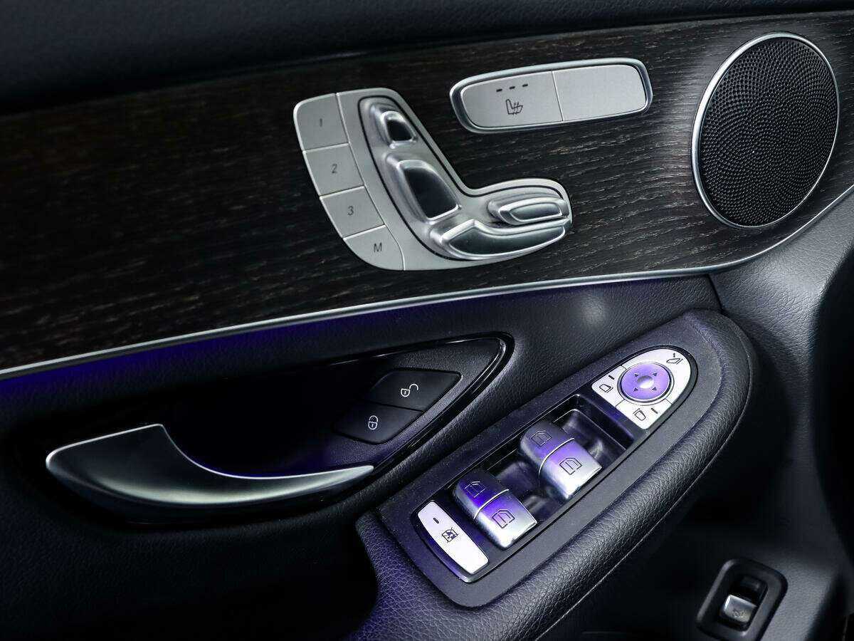 Купить Mercedes-Benz GLC 300, 2019, 76 302 км, фото №17