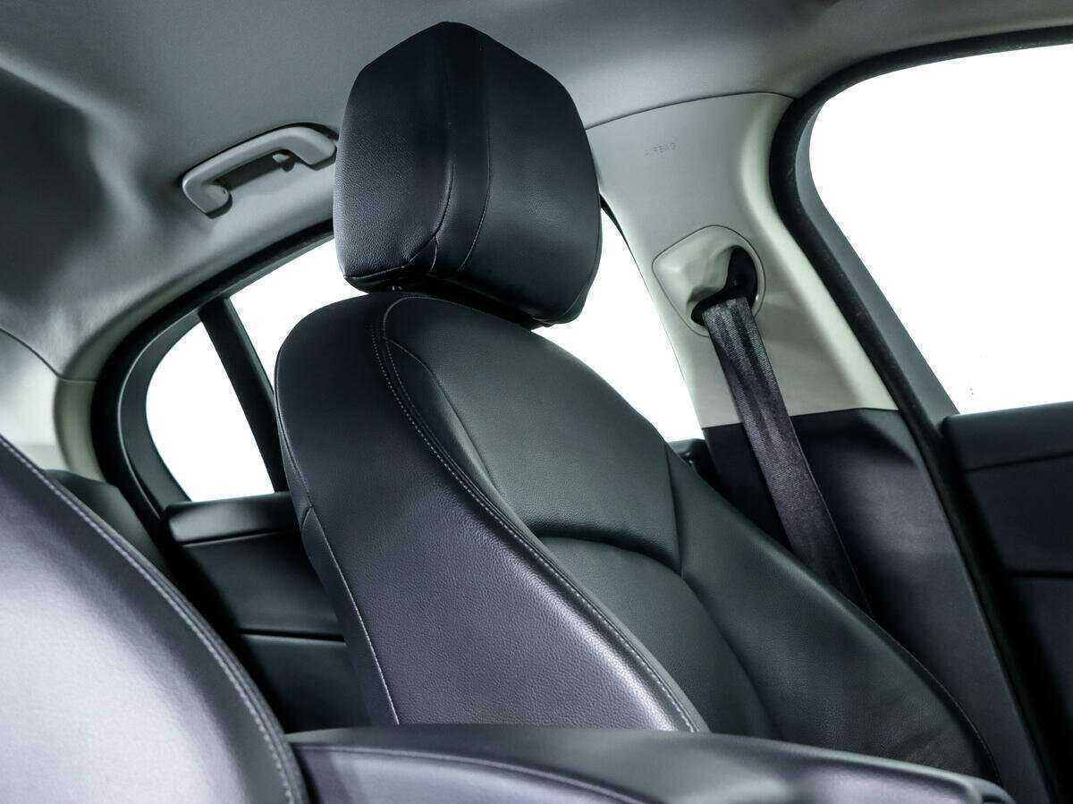 Купить Jaguar XE, 2017, 119 519 км, фото №20