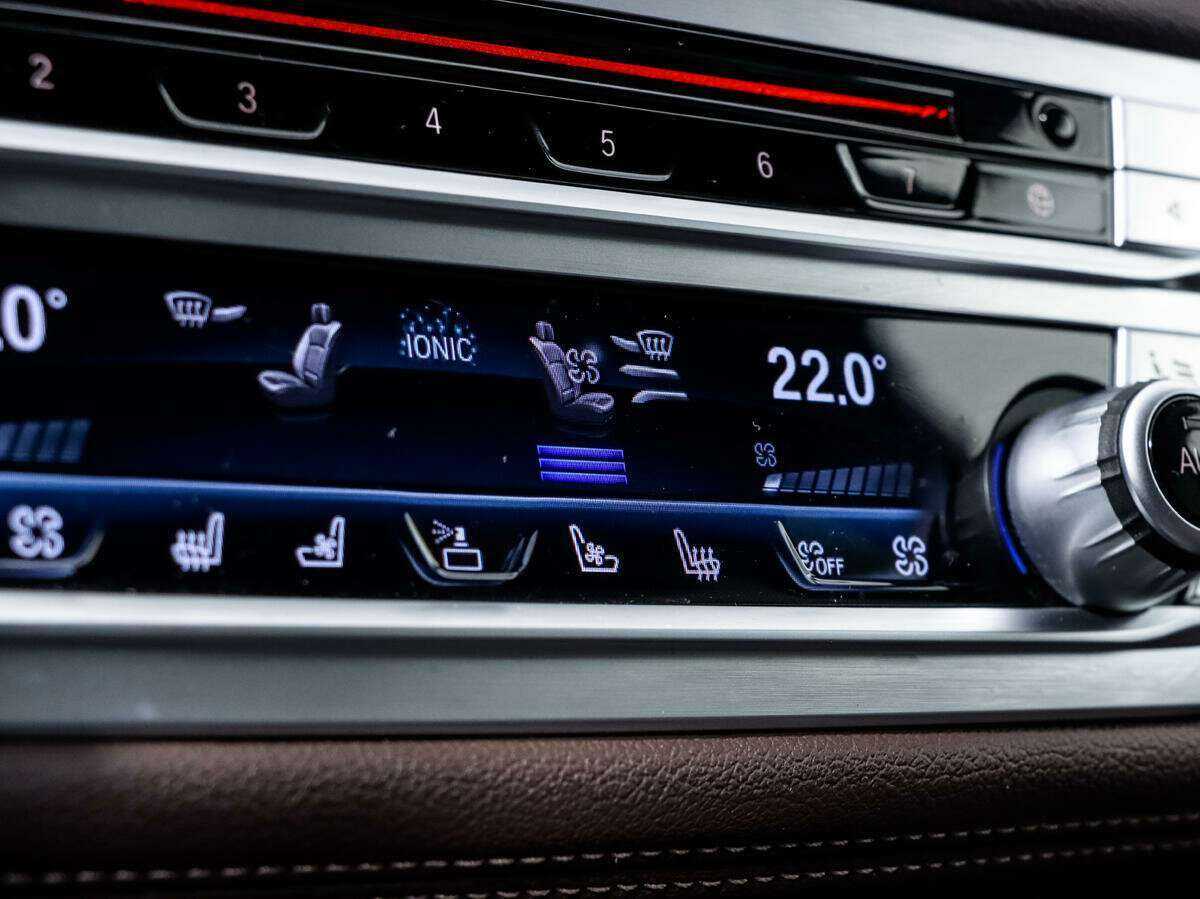 Купить BMW 7 серии 730d xDrive, 2020, 65 000 км, фото №18