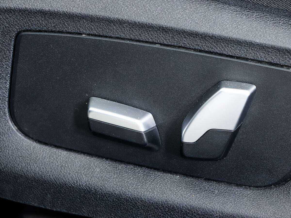 Купить BMW 5 серии 520d, 2019, 169 015 км, фото №10