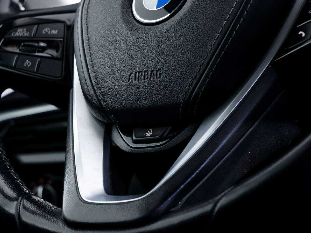 Купить BMW 5 серии 520d, 2019, 169 015 км, фото №17