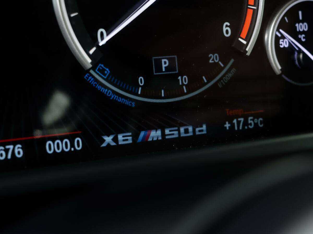 Купить BMW X6 40d, 2017, 295 674 км, фото №18