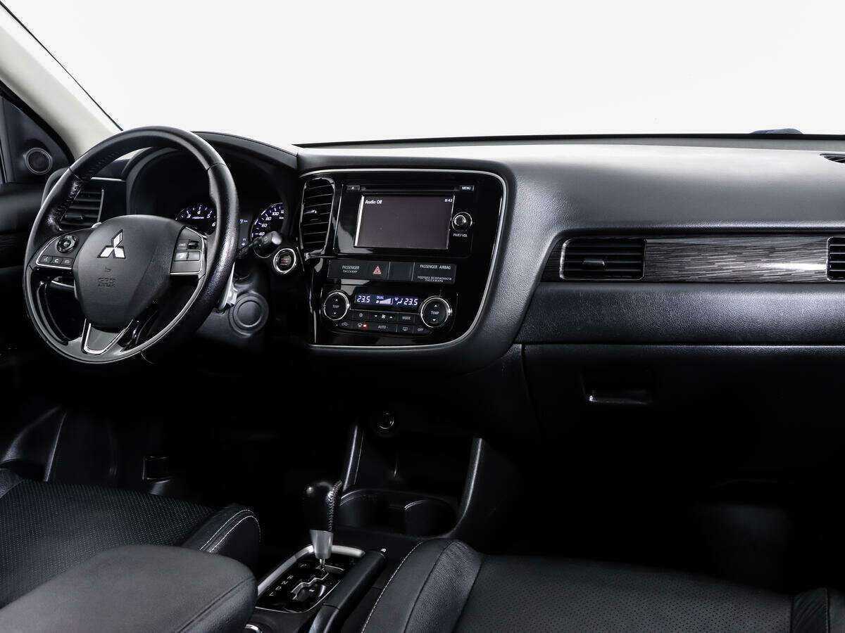 Купить Mitsubishi Outlander, 2016, 156 000 км, фото №9