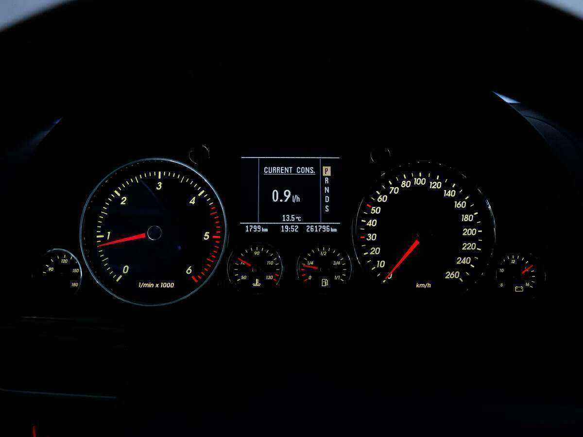 Купить Volkswagen Touareg, 2006, 261 584 км, фото №15