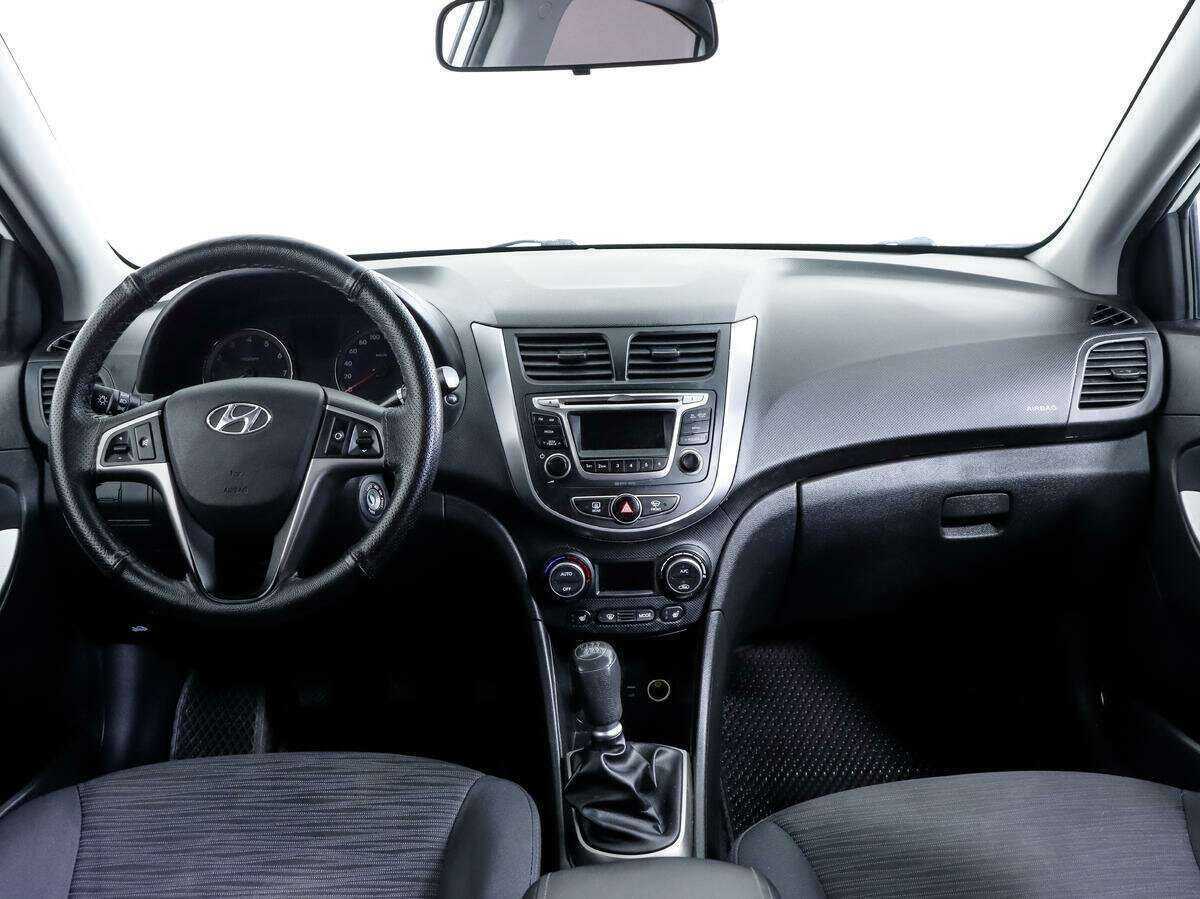 Купить Hyundai Solaris, 2016, 222 212 км, фото №9