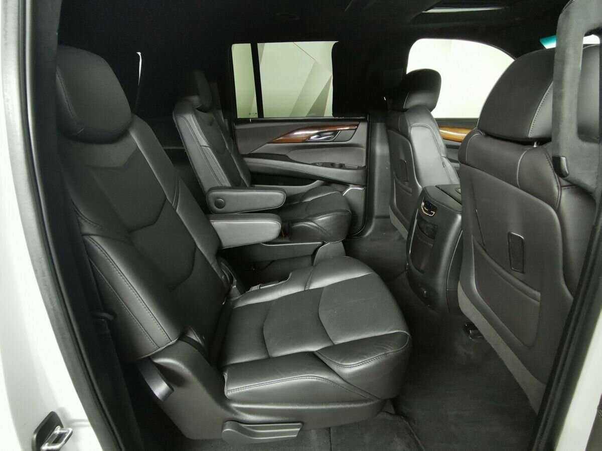 Купить Cadillac Escalade ESV, 2016, 68 776 км, фото №10