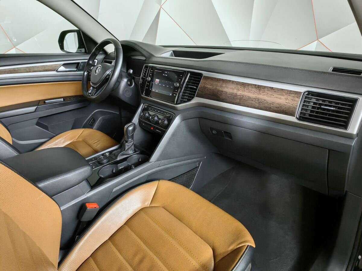 Купить Volkswagen Teramont, 2018, 213 089 км, фото №9