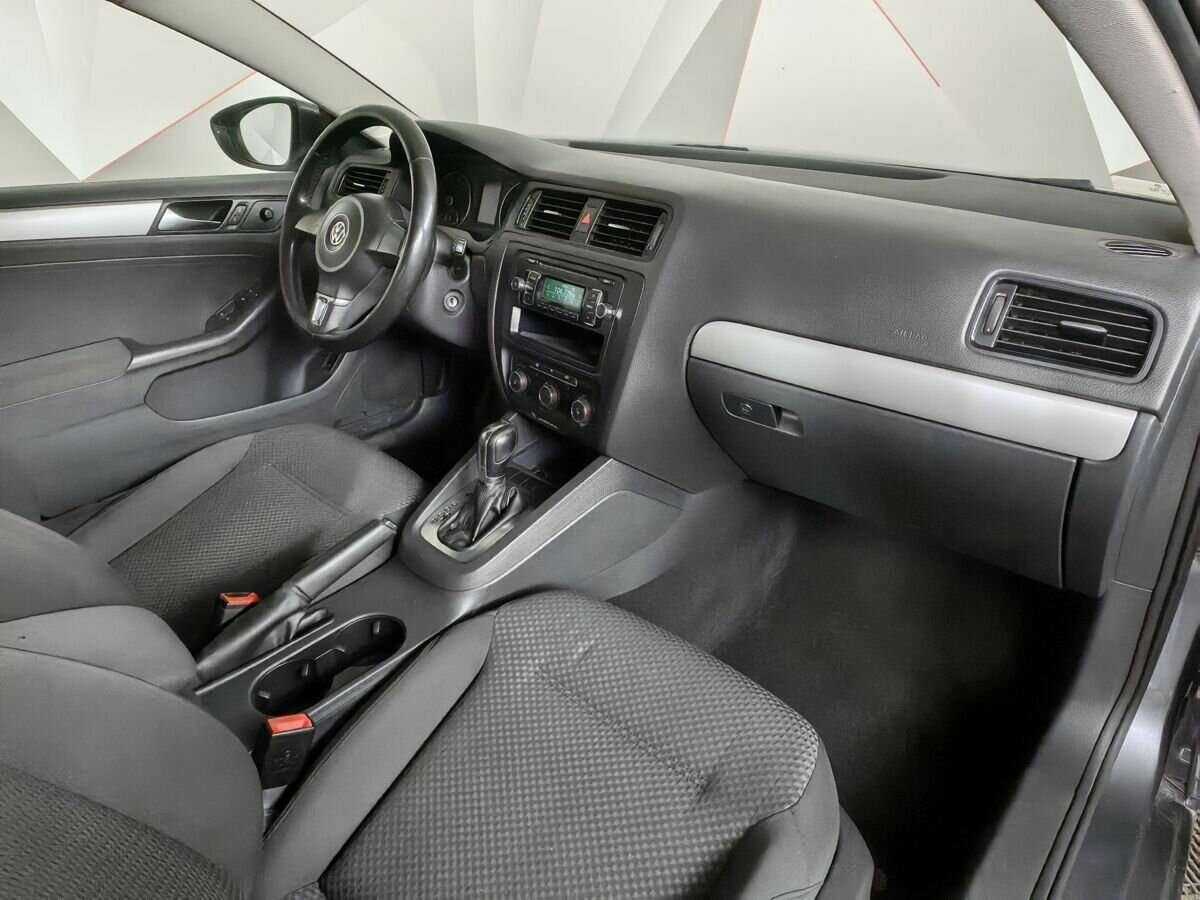 Купить Volkswagen Jetta, 2011, 245 345 км, фото №9