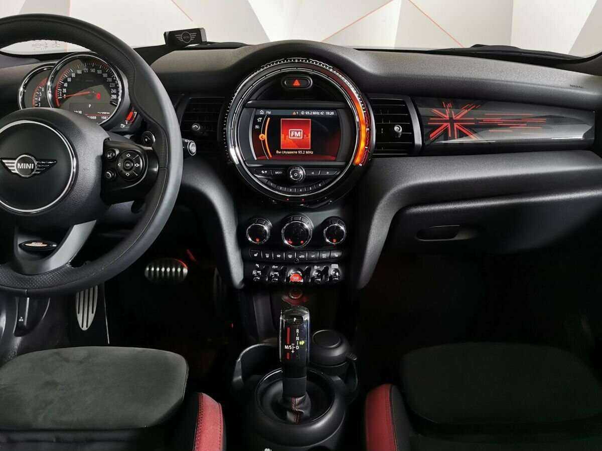 Купить Mini Hatch JCW John Cooper Works, 2018, 131 986 км, фото №11