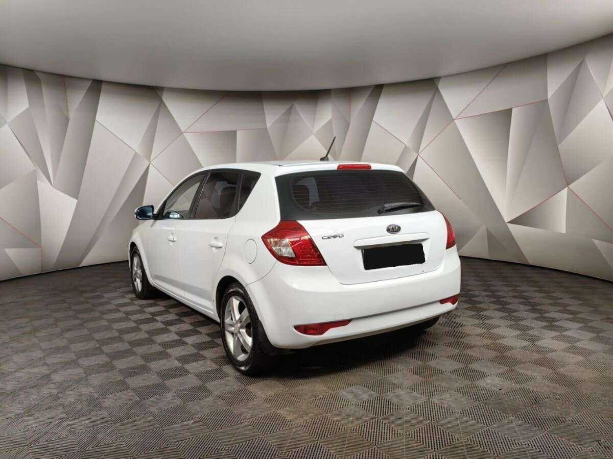 Купить Kia Ceed, 2011, 199 772 км, фото №4