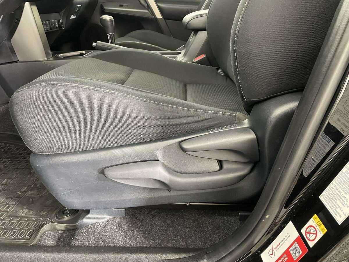 Купить Toyota RAV4, 2018, 86 830 км, фото №10