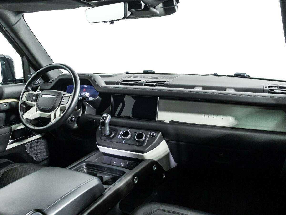 Купить Land Rover Defender 110, 2020, 52 900 км, фото №8