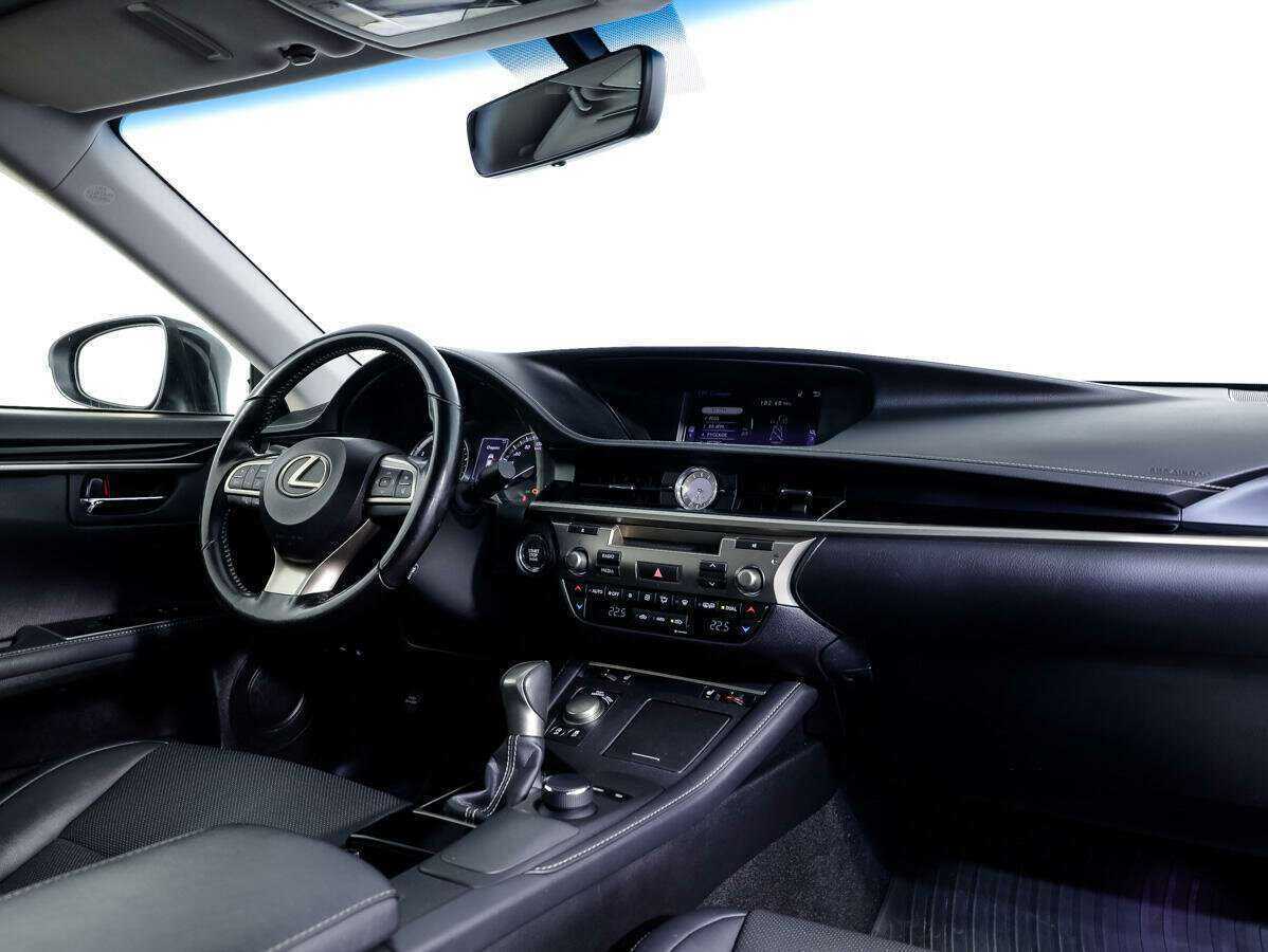 Купить Lexus ES 200, 2017, 104 501 км, фото №9