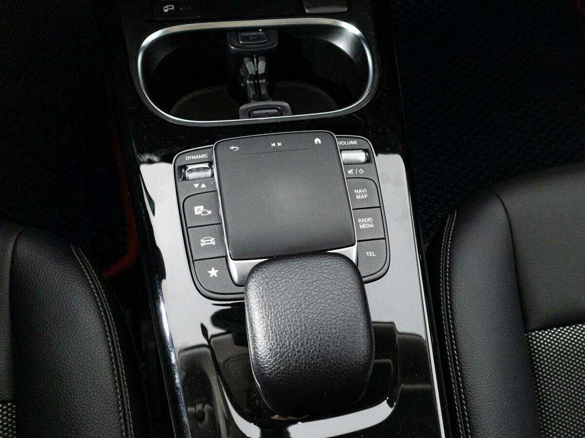 Купить Mercedes-Benz CLA 200, 2020, 78 000 км, фото №16