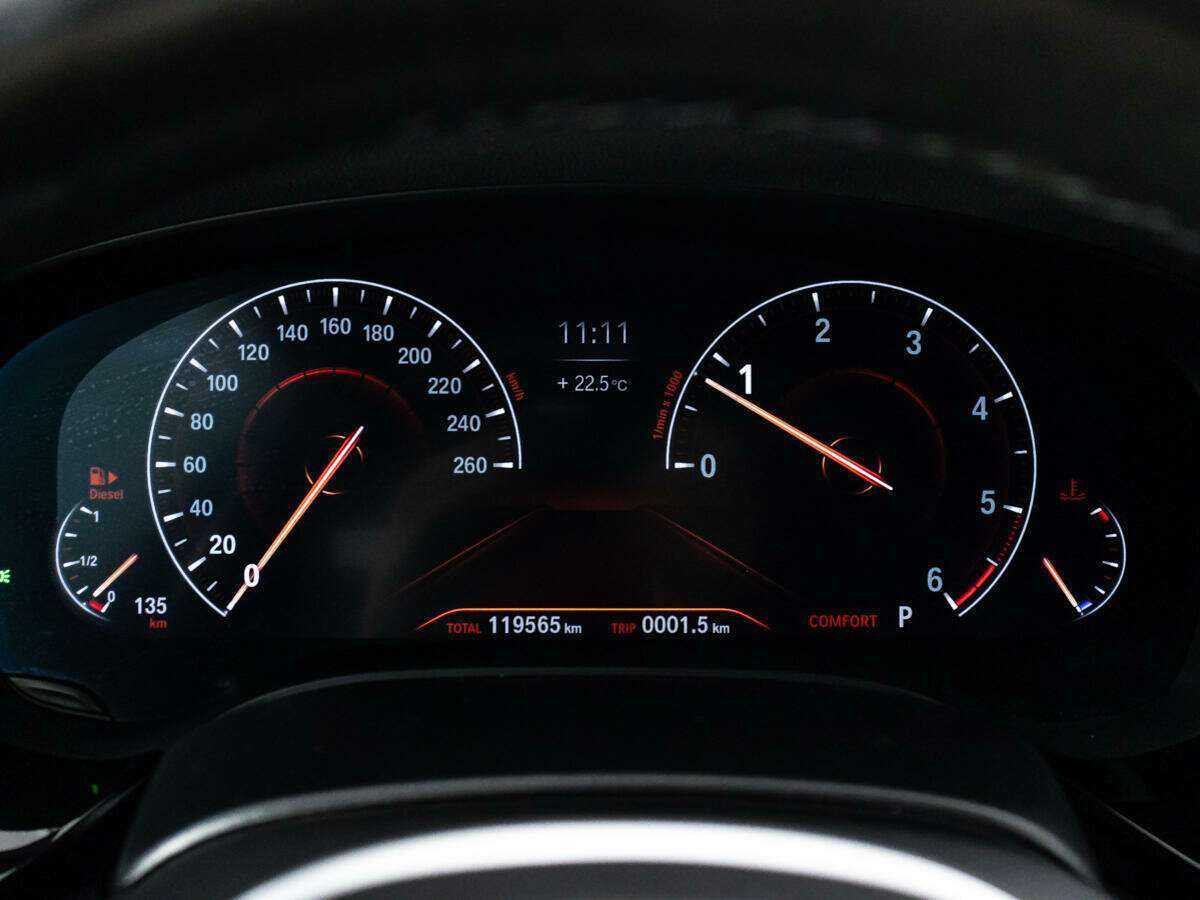 Купить BMW 5 серии 520d xDrive, 2018, 119 564 км, фото №11