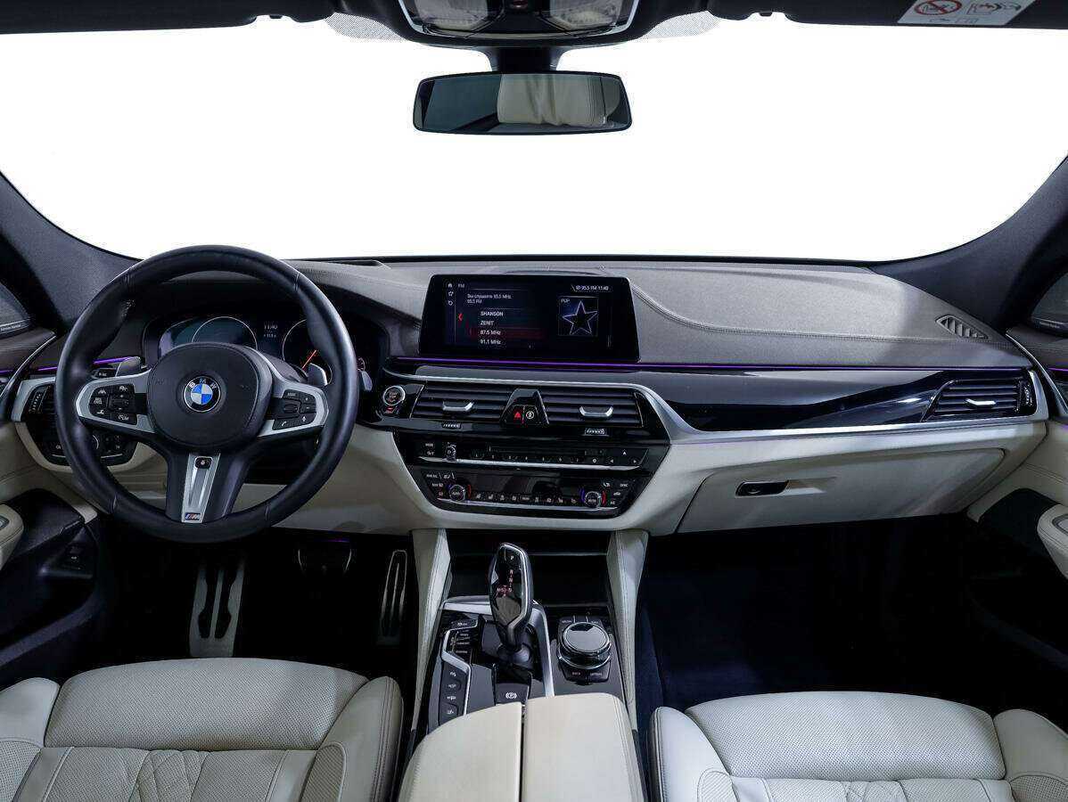 Купить BMW 6 серии Gran Turismo 640i xDrive, 2018, 111 310 км, фото №9